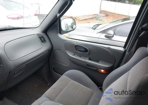 2002 Ford F-150 Lariat/Xlt z USA, uszkodzony, nr VIN 1FTRW08L62KC77375